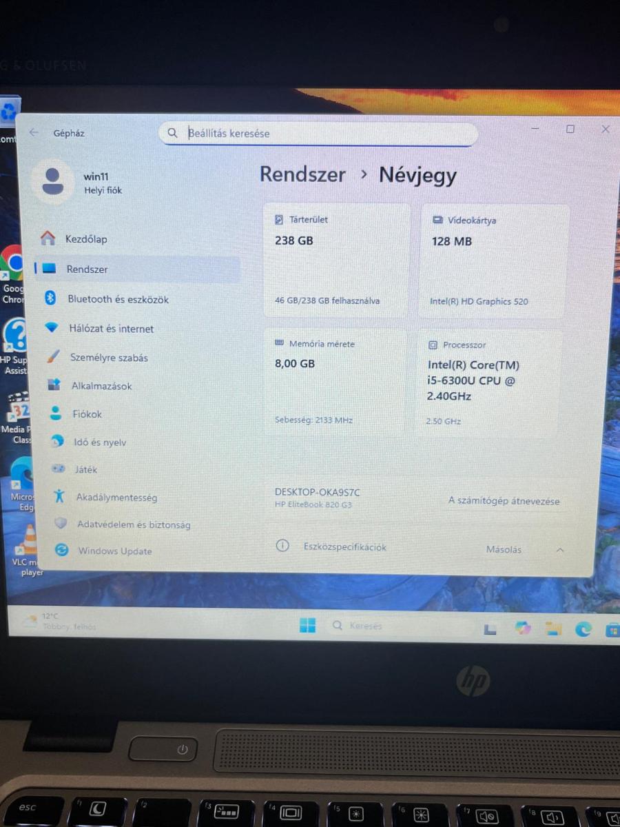 HP Elitebook 820 G3